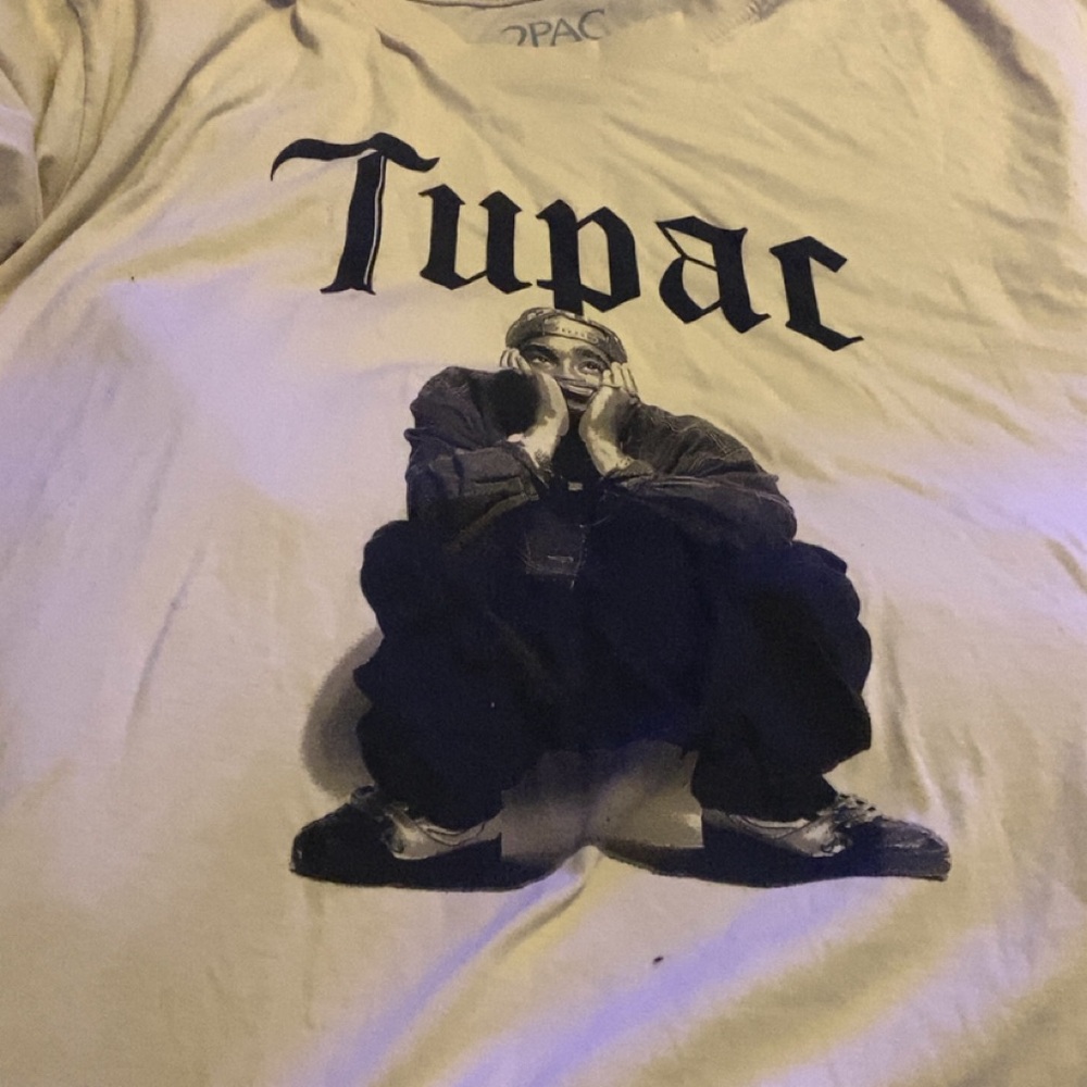 Tupac Graphic Tee